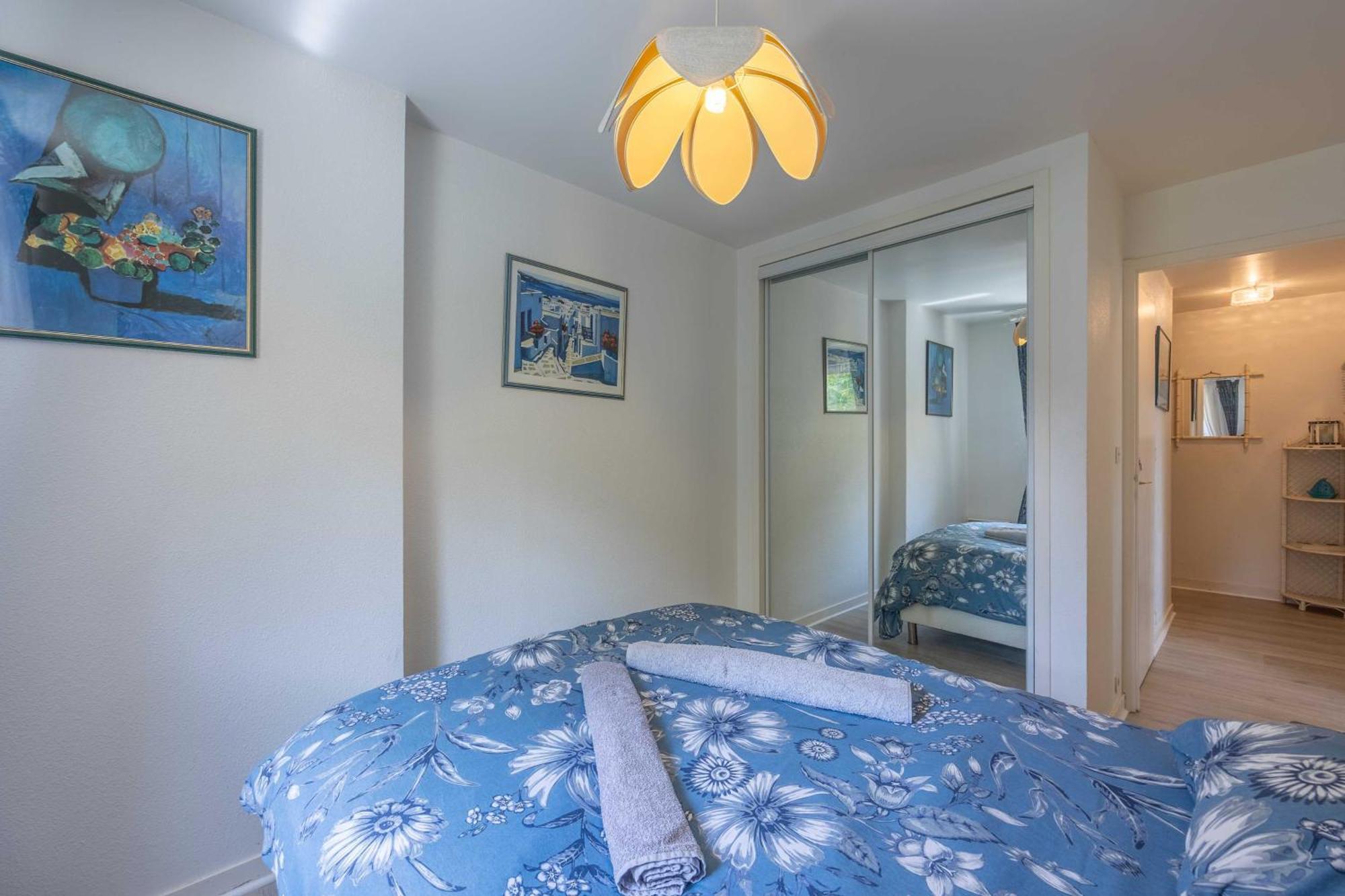 Apartment With Parking And Balcony Near The Beach Довіль Екстер'єр фото